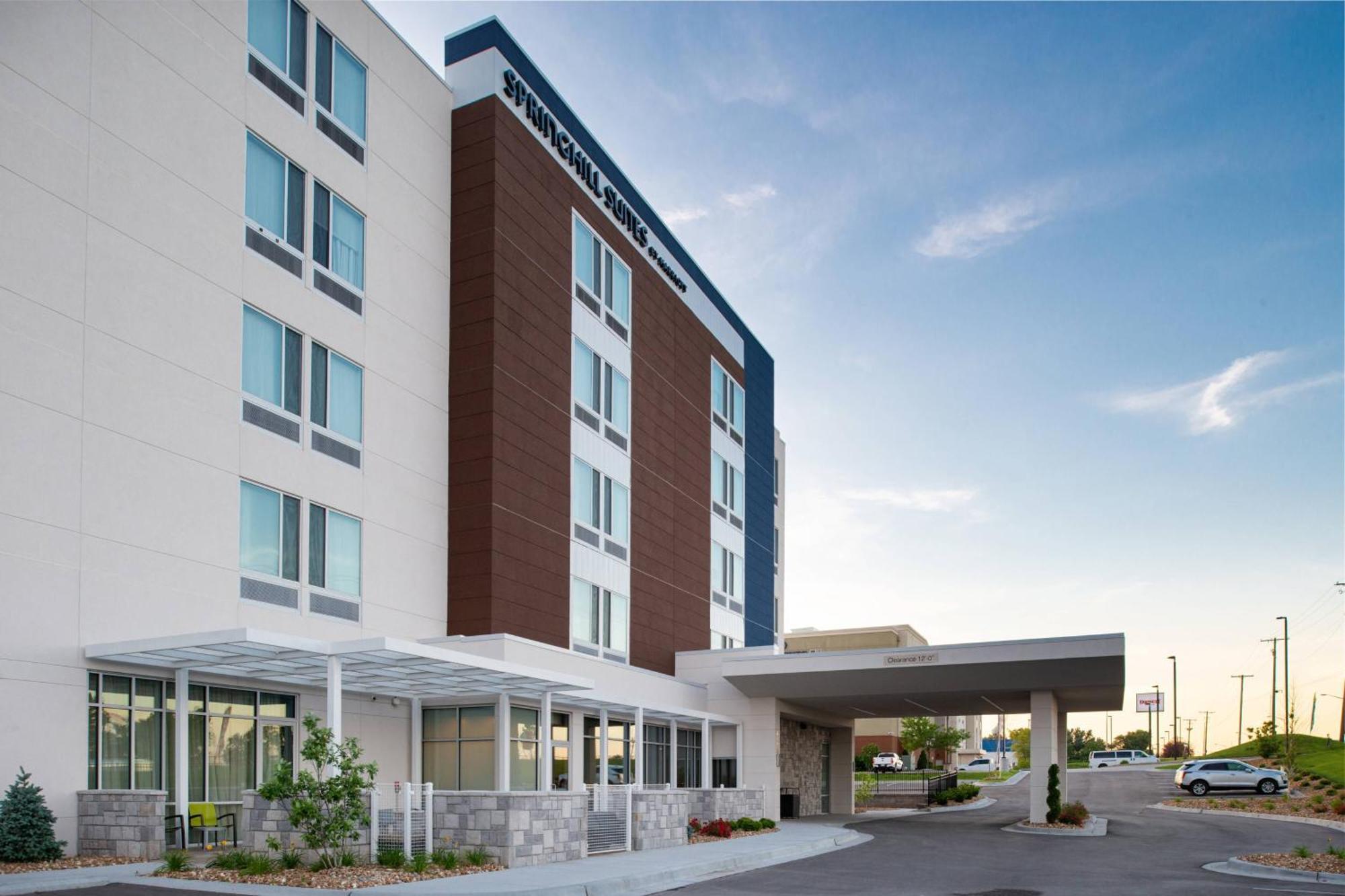 Springhill Suites By Marriott Kansas City Northeast Buitenkant foto